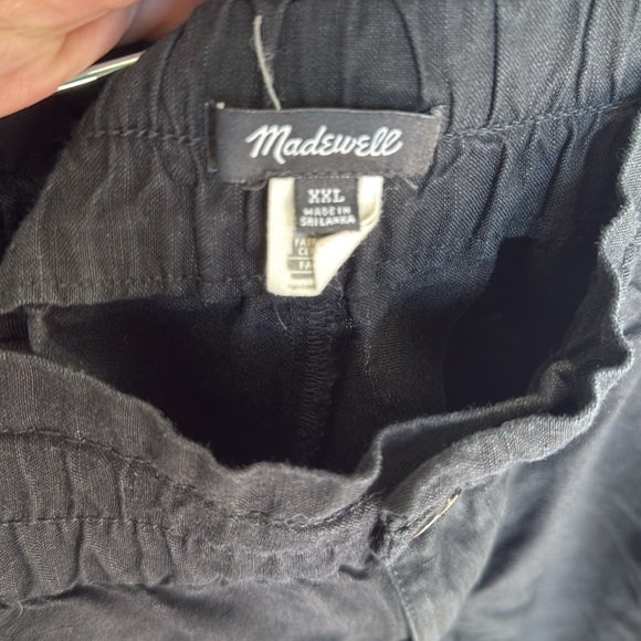 Madewell Black linen elastic waist shorts - Picture 6 of 7